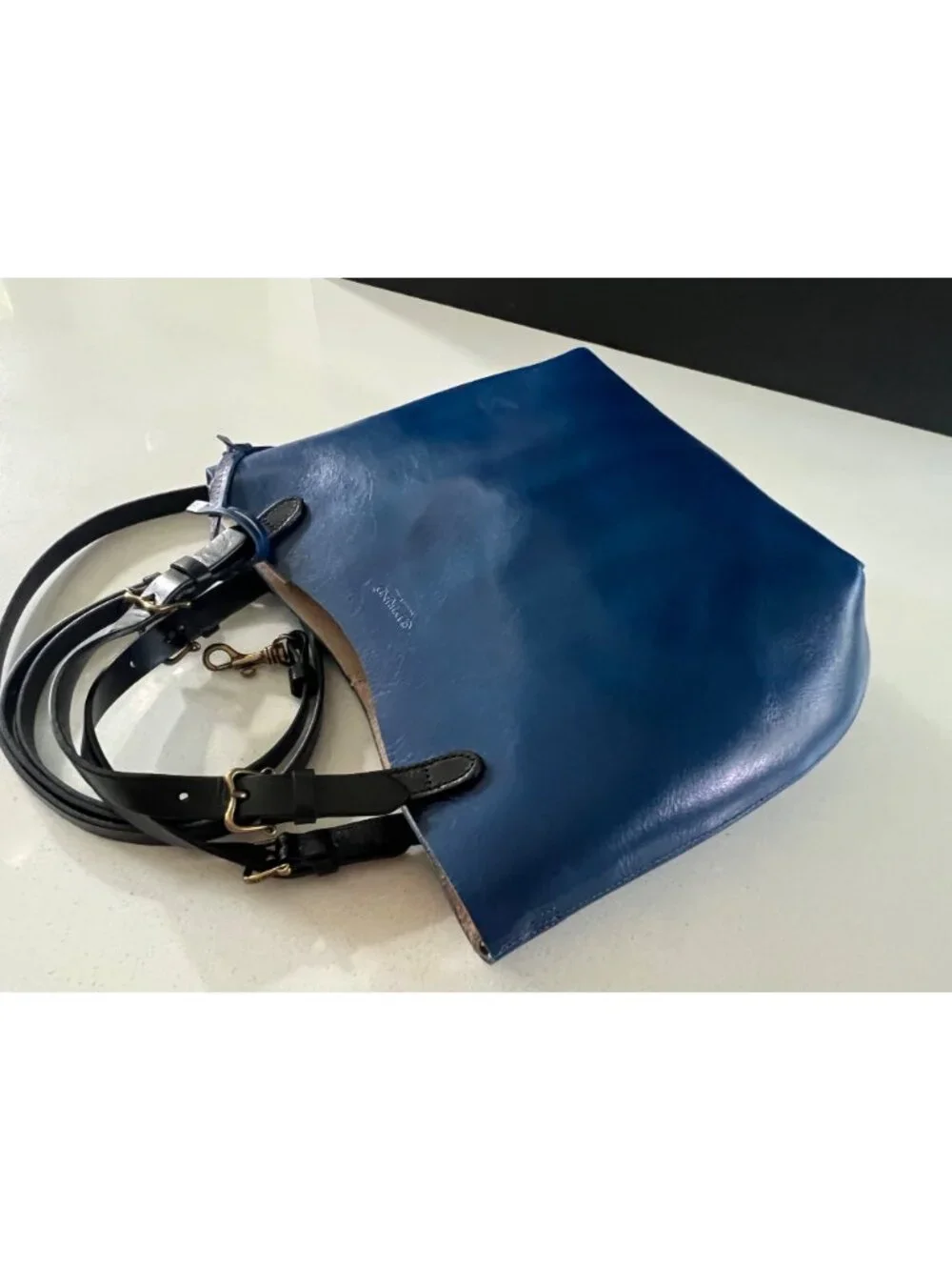 Old Trend Island Mini sky blue Leather Tote